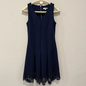 Spense V-neck Sleeveless Dress Laser Cut Pleated Party Wedding Navy Women’s Sz 8